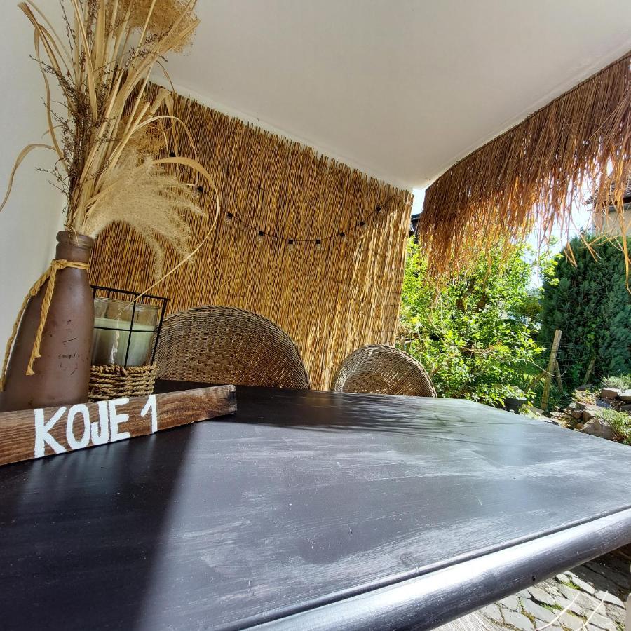 Koje1 Villa Брем Екстериор снимка