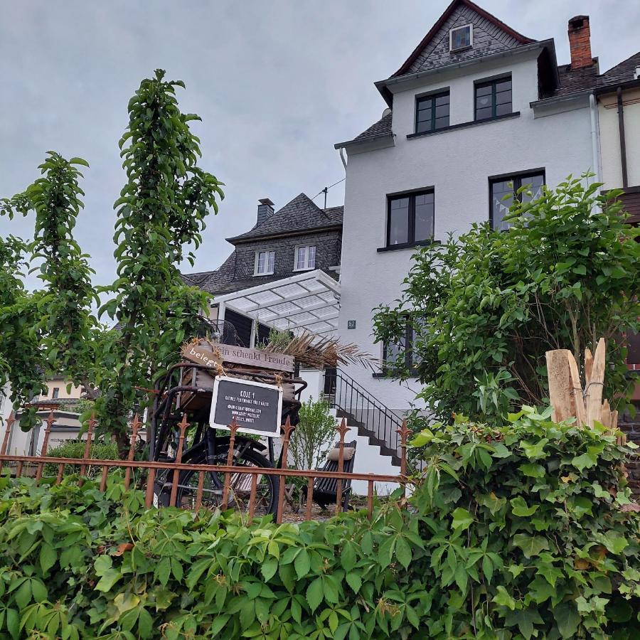 Koje1 Villa Брем Екстериор снимка